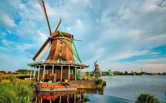 Amsterdam: Zaanse Schans, Volendam, and Marken Day Trip